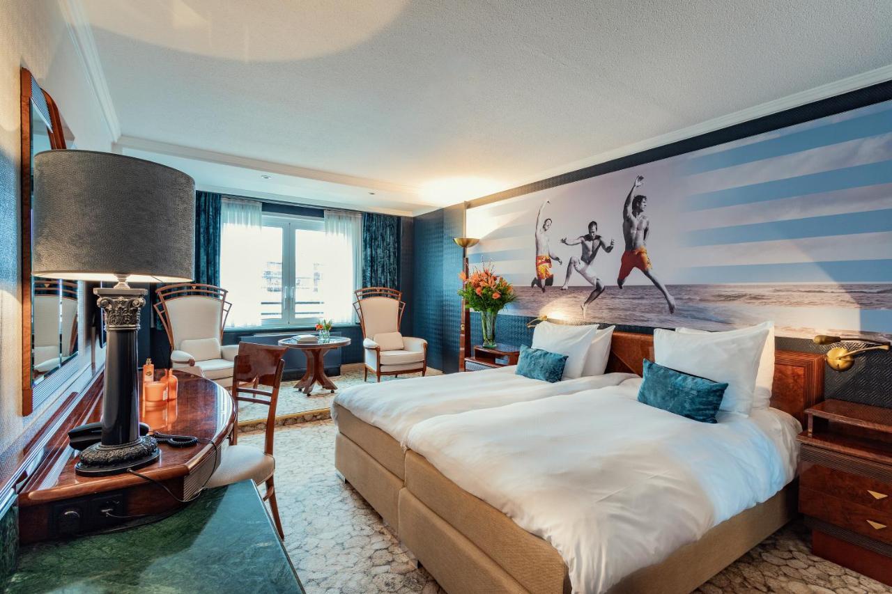 Hotel Van Oranje Noordwijk Phòng bức ảnh A room at the Hotel Axelmannstein